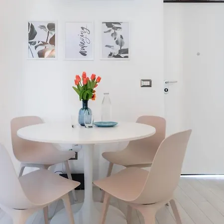 Joivy Vibrant Flat For 4 Near Parks, In Navigli Apartment Mailand